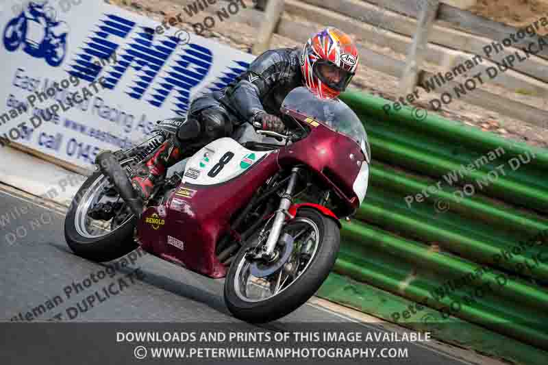 Vintage motorcycle club;eventdigitalimages;mallory park;mallory park trackday photographs;no limits trackdays;peter wileman photography;trackday digital images;trackday photos;vmcc festival 1000 bikes photographs